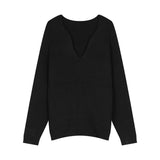 Tryess- V-Neck Sweater